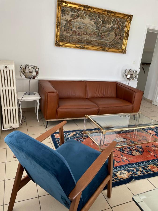 Gite Les Minimes Avallon Exteriör bild