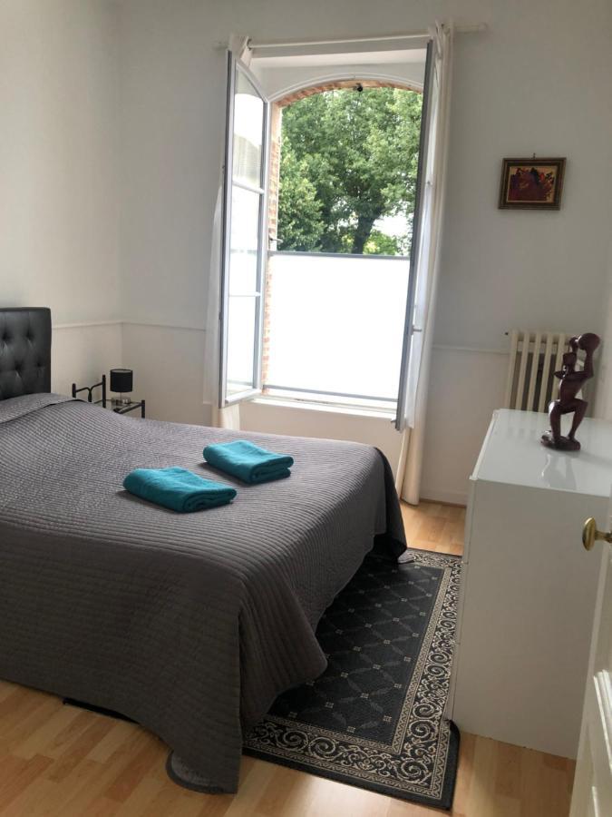 Gite Les Minimes Avallon Exteriör bild