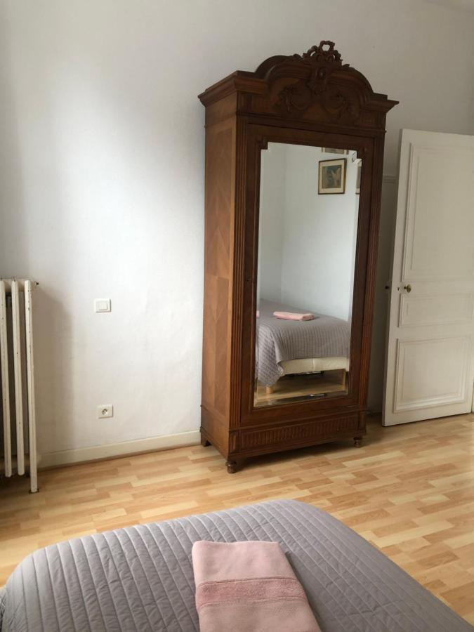 Gite Les Minimes Avallon Exteriör bild